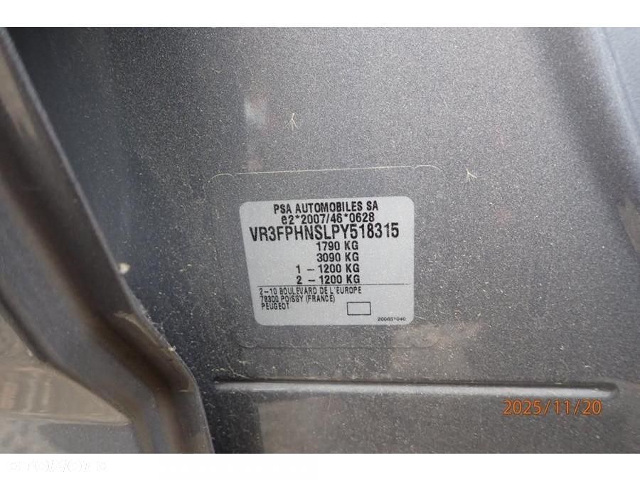 Peugeot 308 - 11