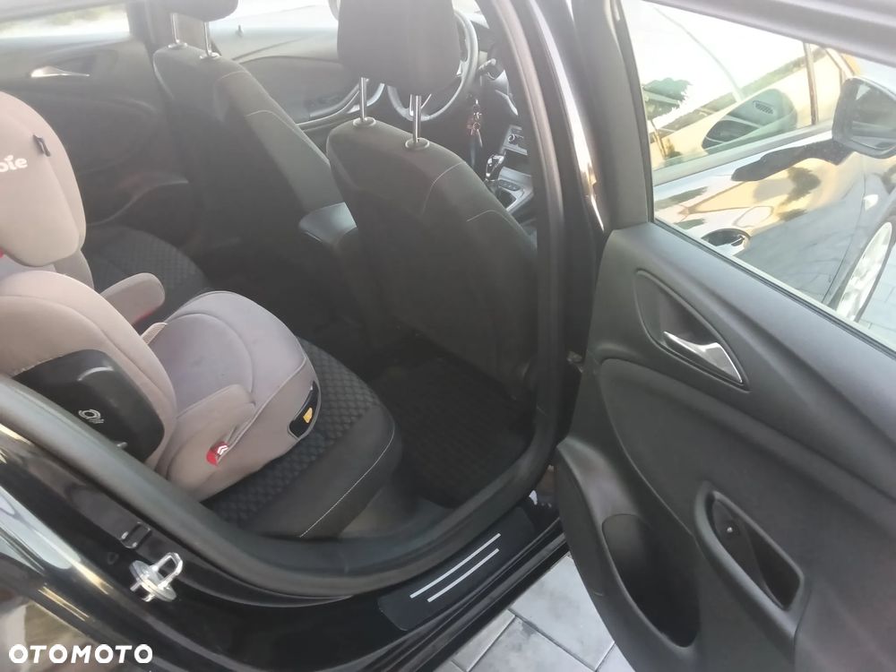 Opel Astra 1.4 T Enjoy - 14