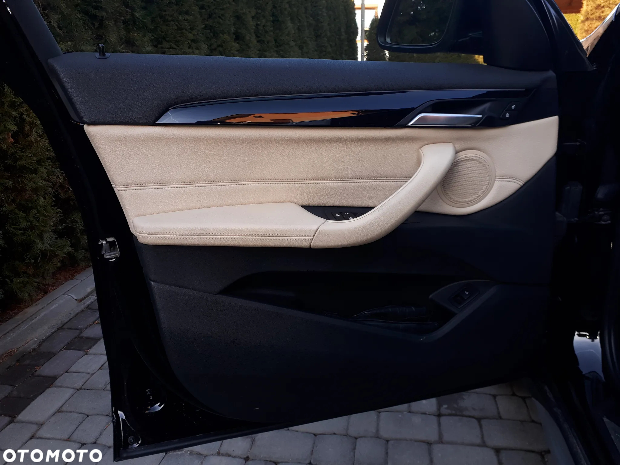 BMW X1 xDrive25i xLine - 13