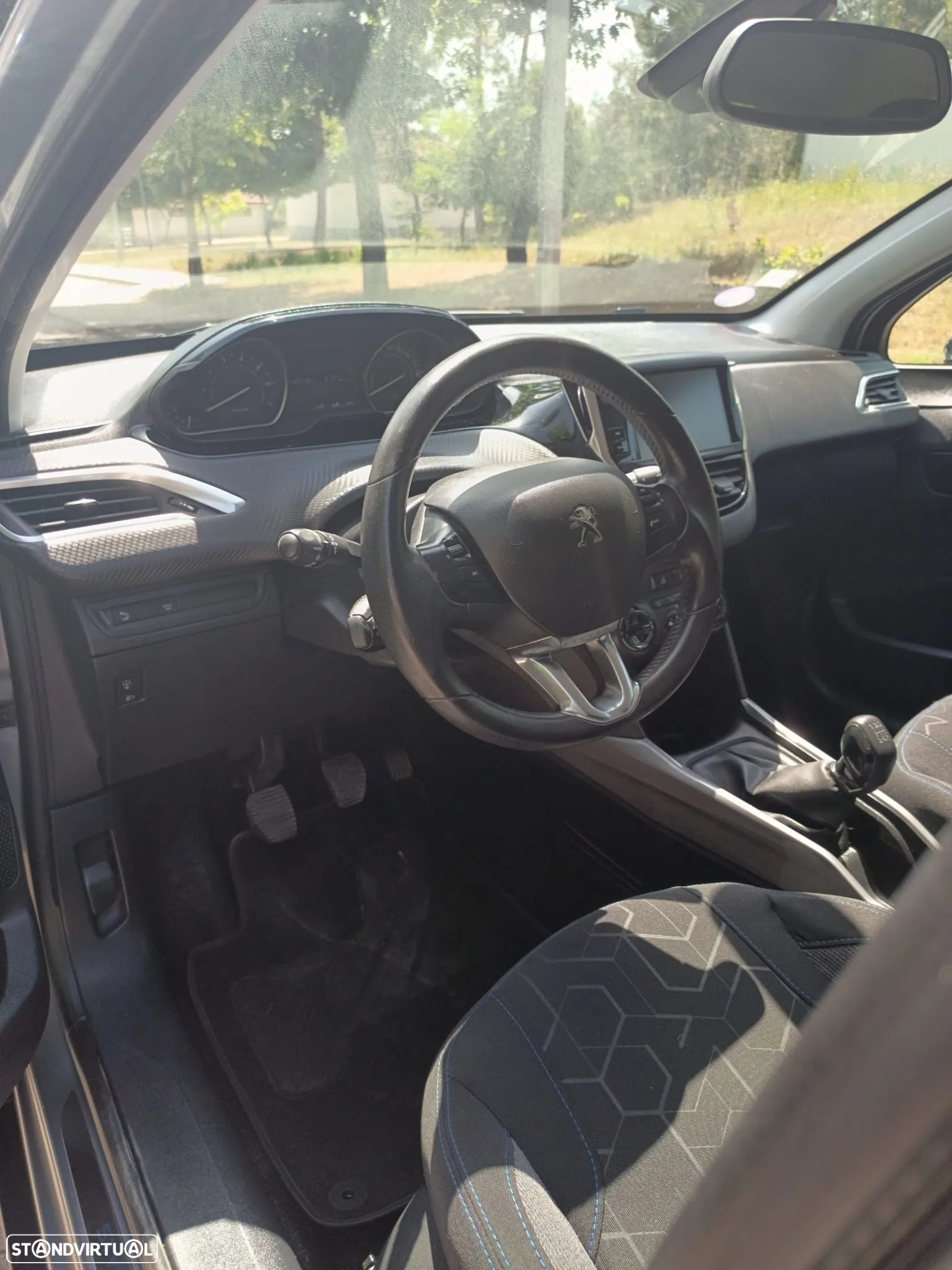 Peugeot 2008 1.2 PureTech Style - 11