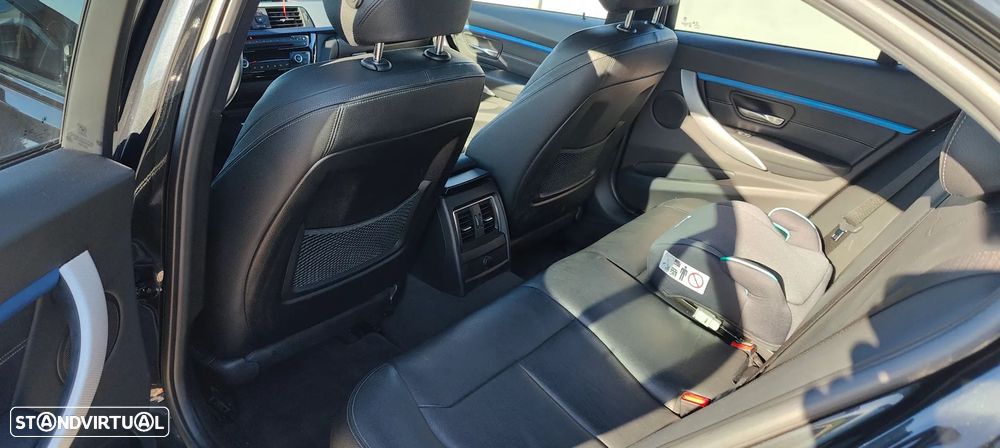BMW 320 d Pack M Auto - 14