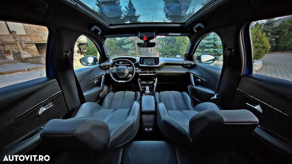 Peugeot 208 PureTech 130 EAT8 GT - 2