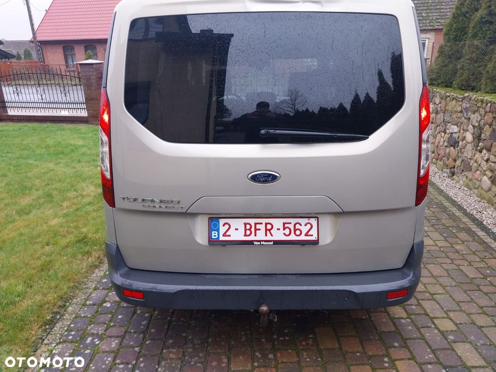 Ford Tourneo Connect - 19
