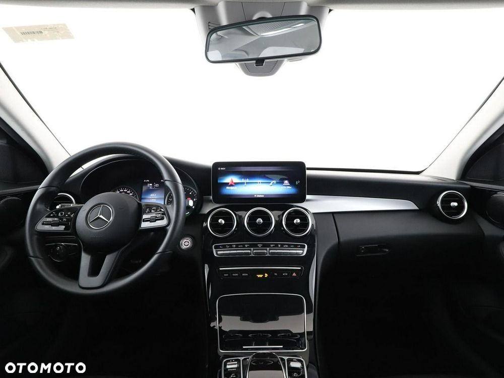 Mercedes-Benz Klasa C 300 de 9G-TRONIC Avantgarde - 17