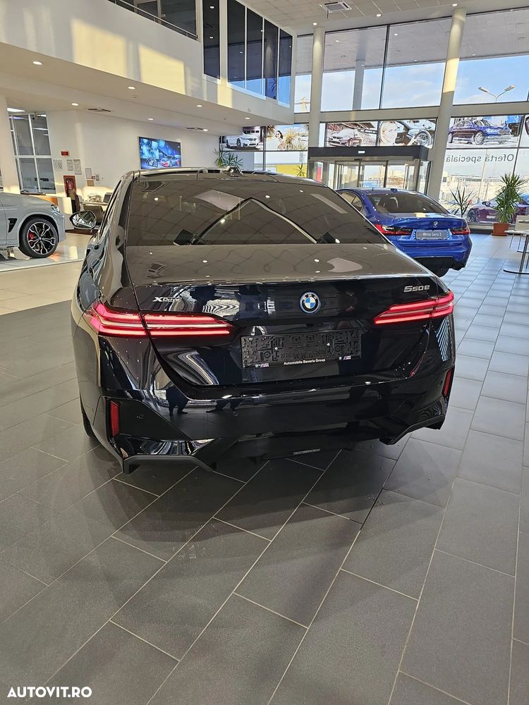 BMW Seria 5 550e xDrive AT PHEV - 3