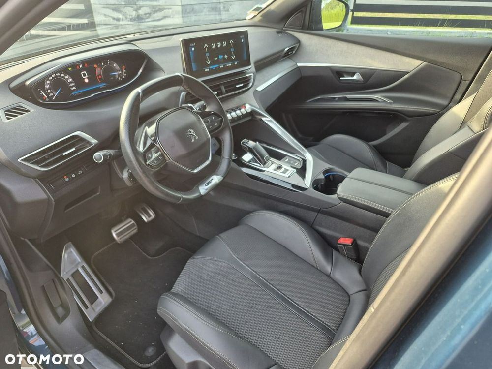 Peugeot 5008 - 12
