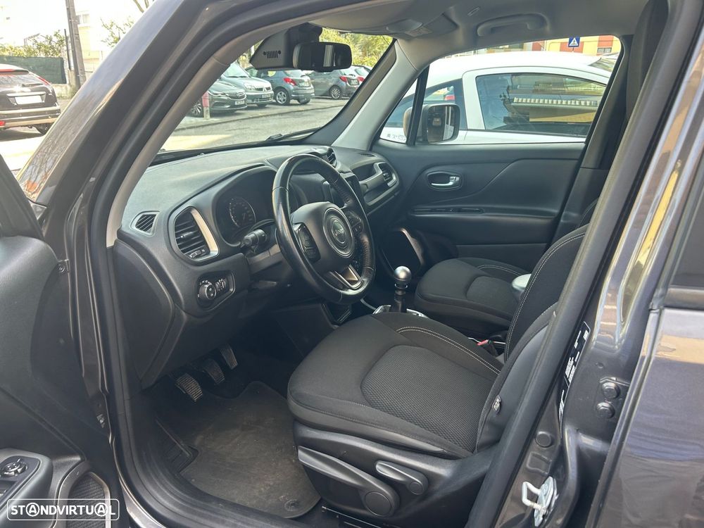 Jeep Renegade 1.0 T Limited - 13