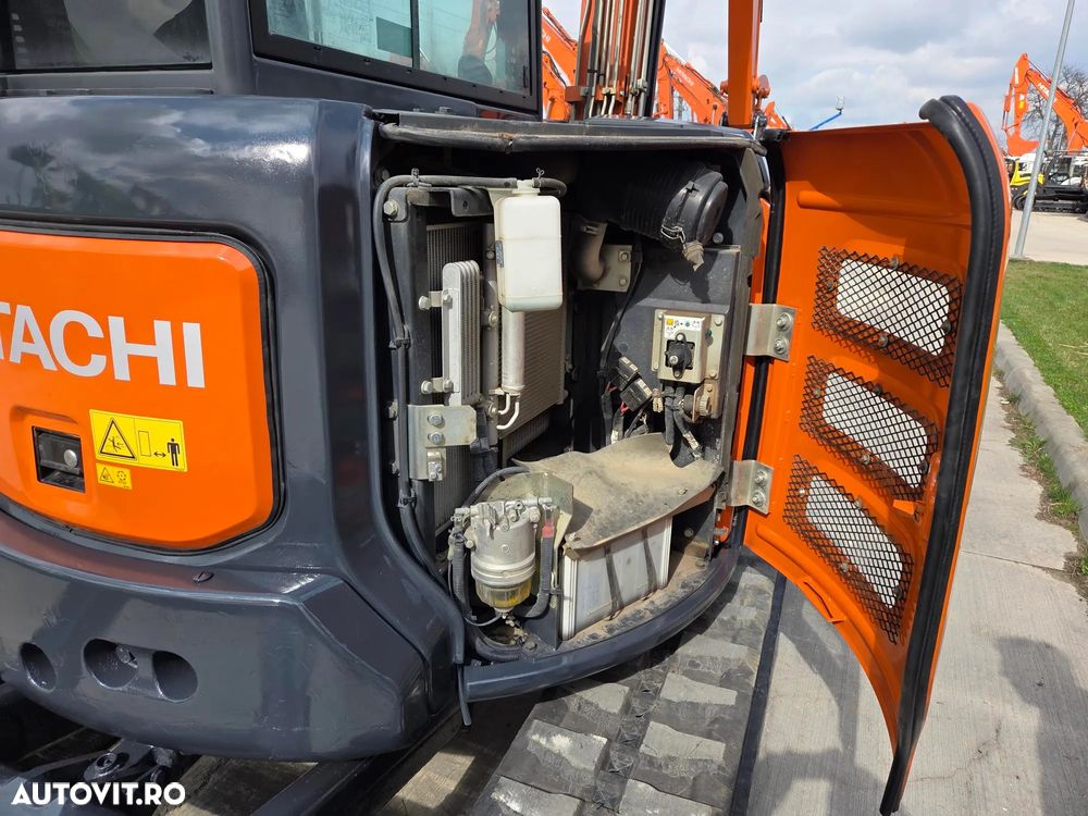 Hitachi ZX55, 5t, 2020, 2.189h, CUPLA RAPIDA HIDRAULICA+3 CUPE, senile cauciuc NOI, inst picon pe brate, inst rotire pe brate, LAMA NIVELARE, ad sapare 5m, latime 2m, ridica 3,2t, Aer cond, posibilitate leasing, STARE FOARTE BUNA-PROMOTIE 41.900 EUR+Tva - 21