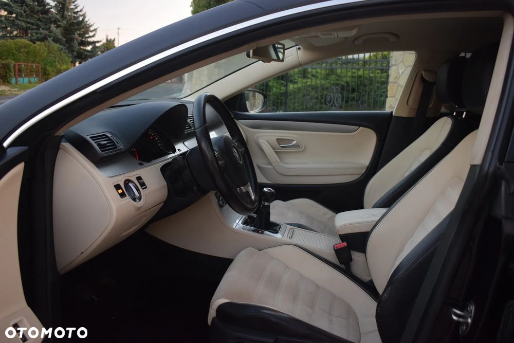 Volkswagen Passat CC 2.0 TDI DPF - 8