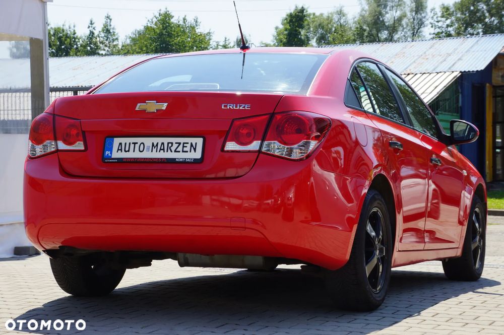 Chevrolet Cruze - 8