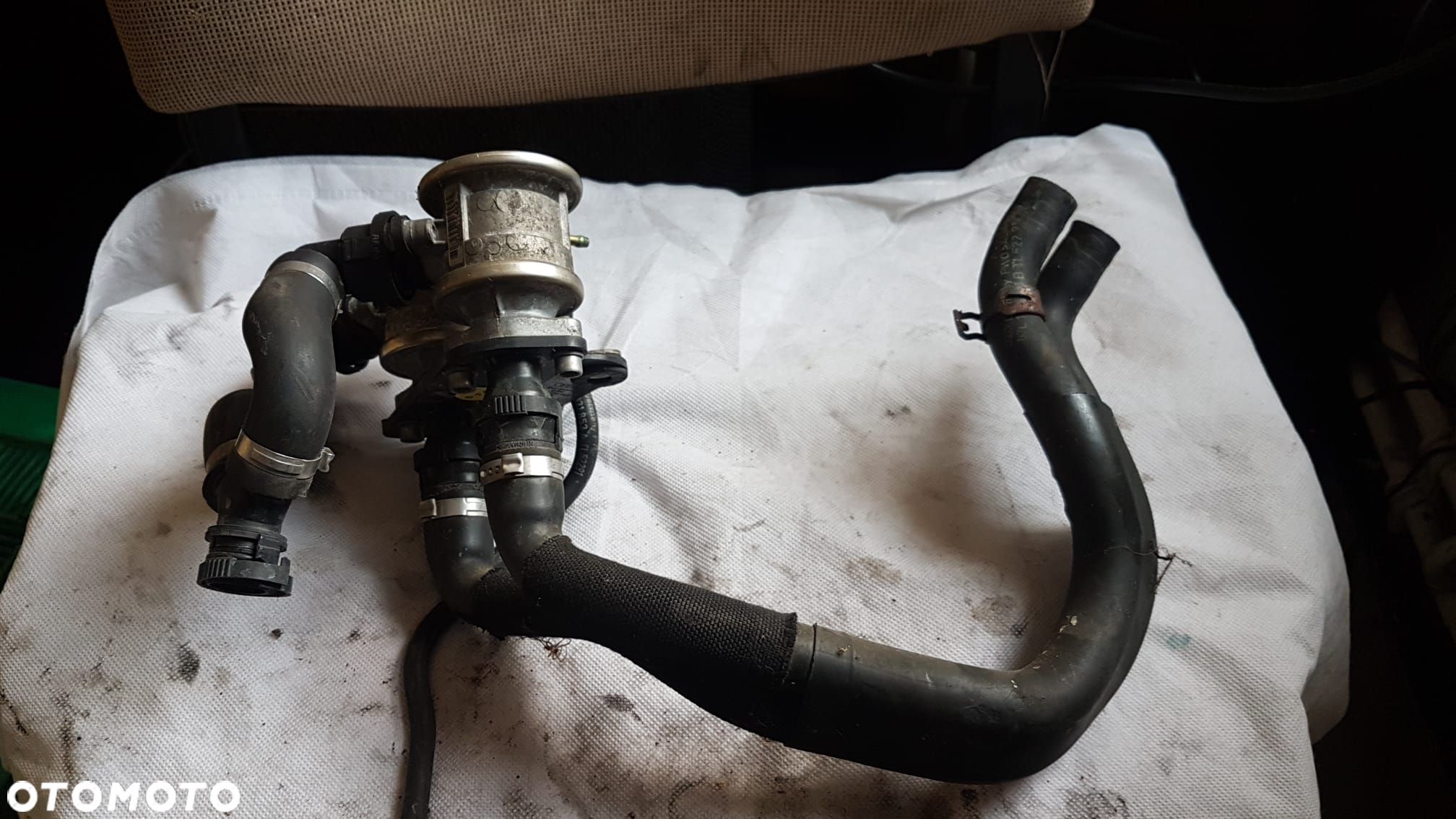 Zawór EGR Audi A6 S6 C6 5.2 V10 - 1