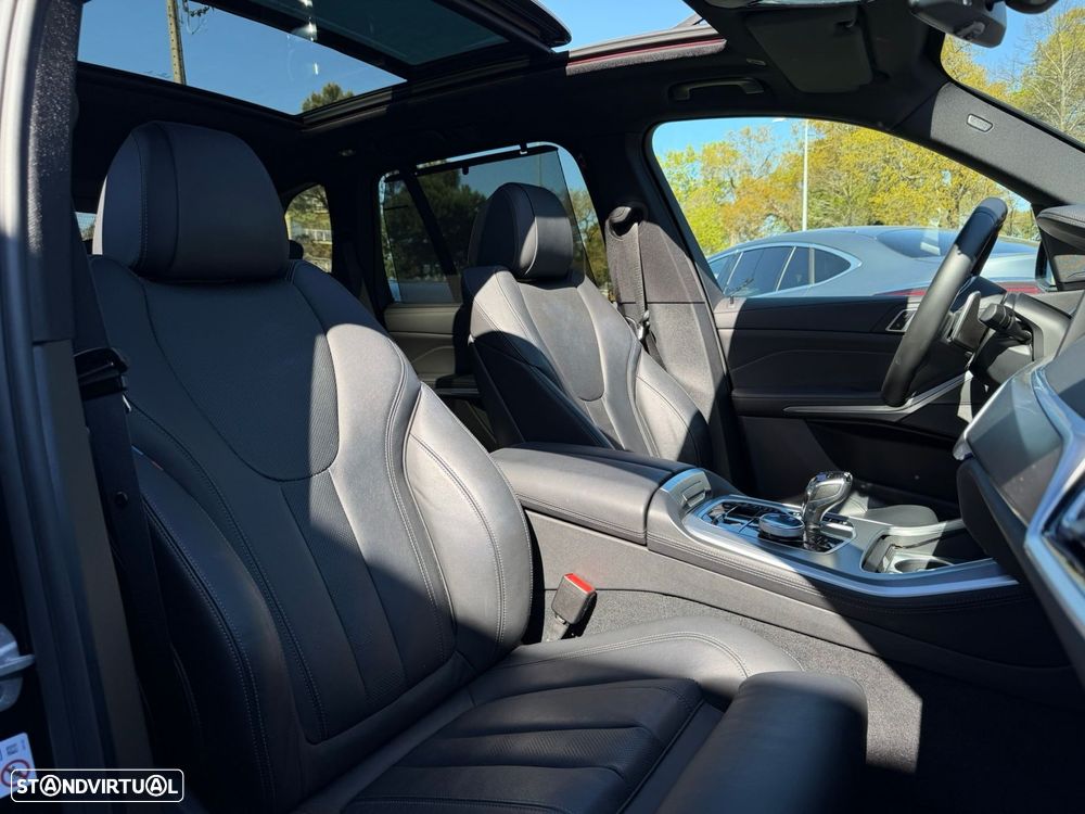 BMW X5 45 e xDrive Pack M - 24