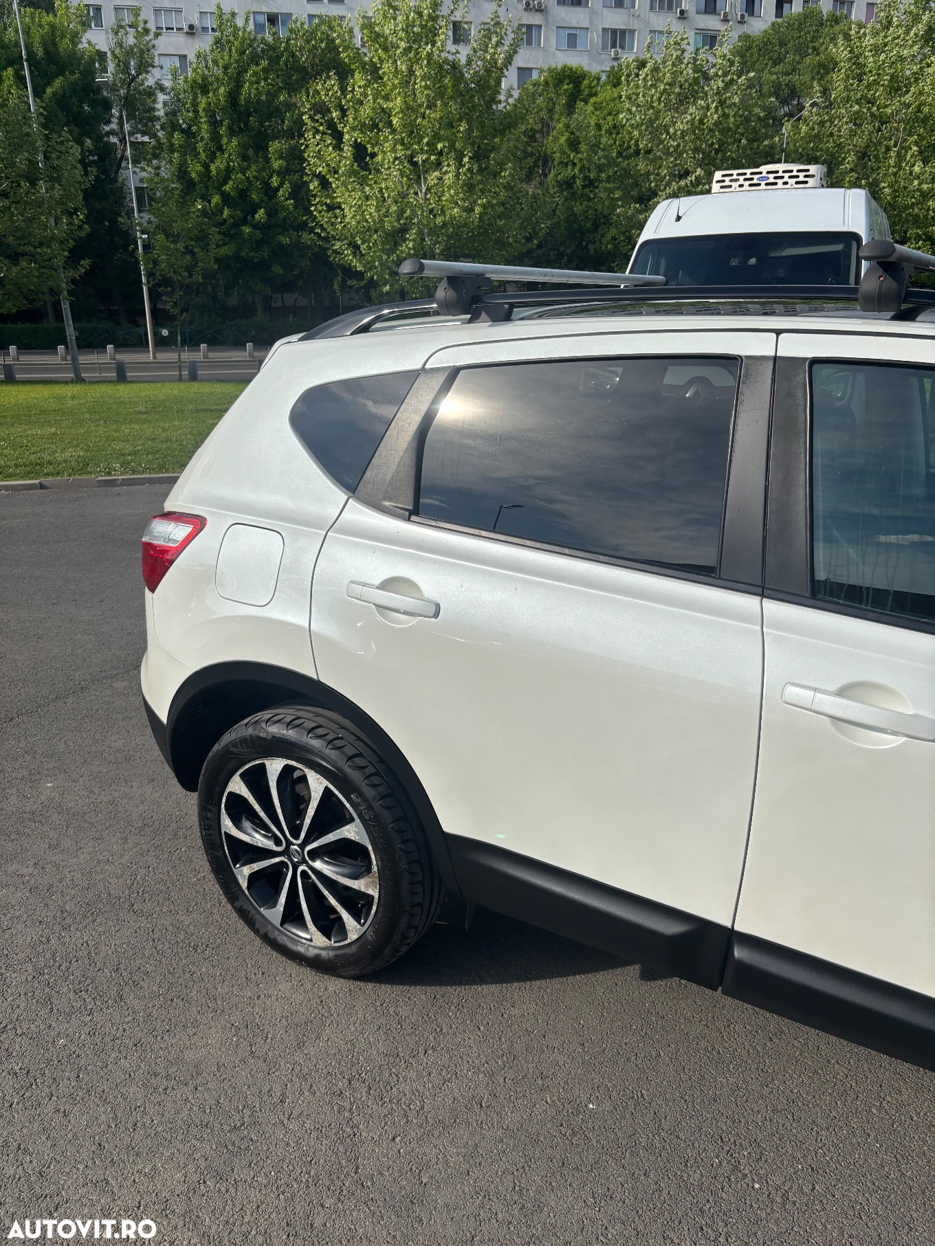 Nissan Qashqai 1.6 DCI TEKNA - 10