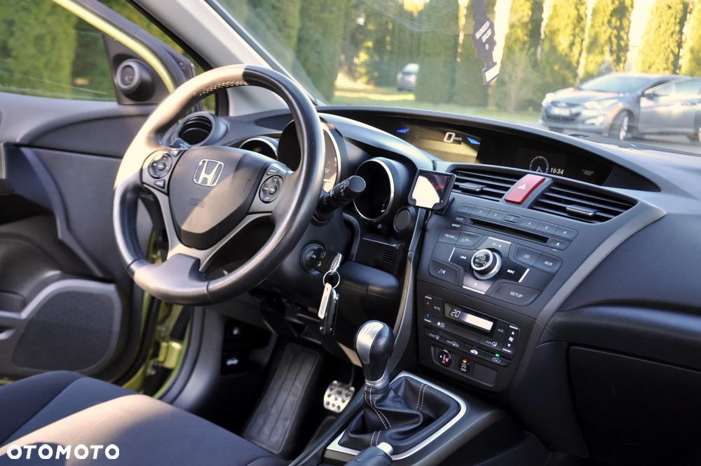 Honda Civic 1.4 i-VTEC - 36