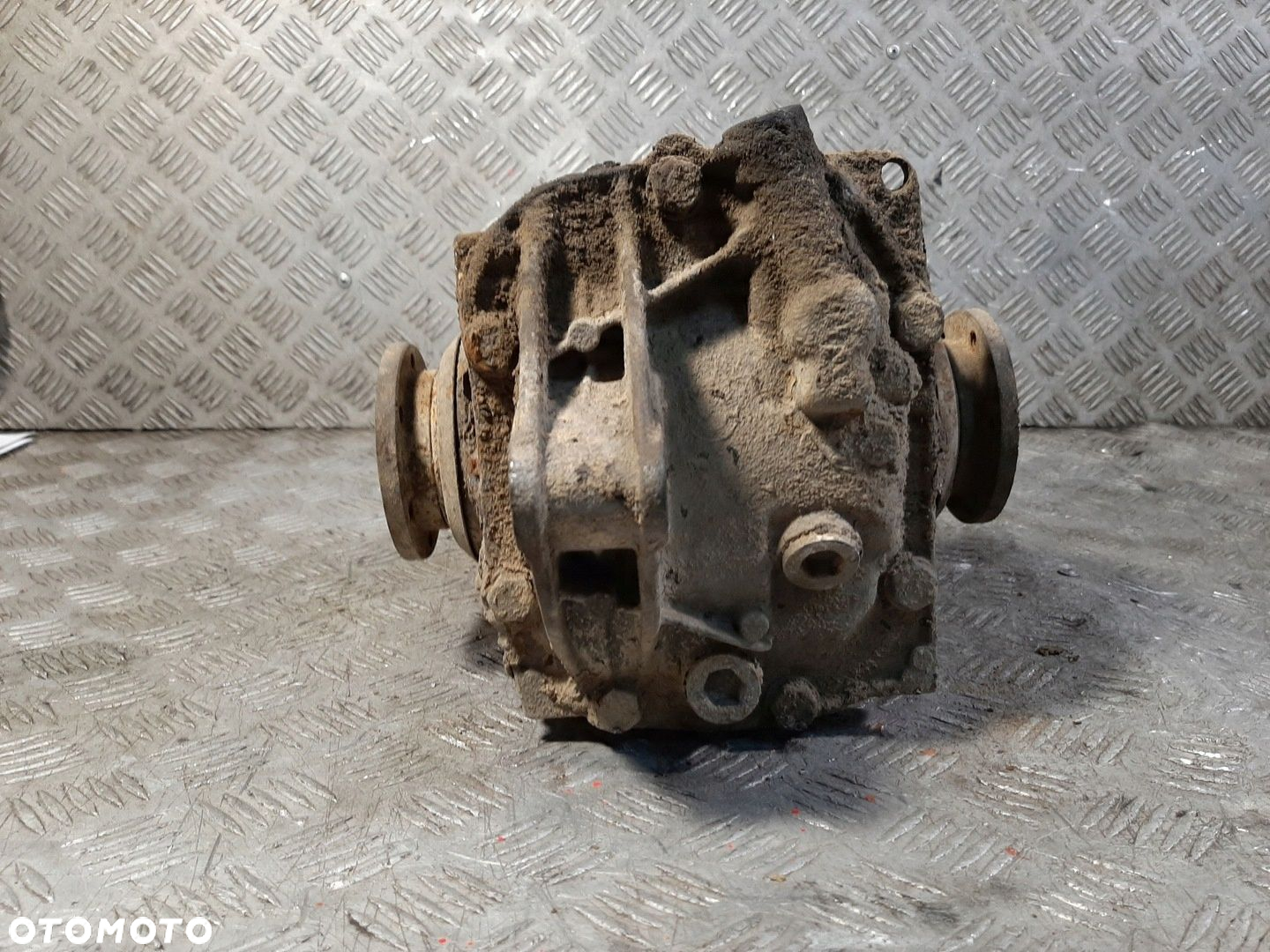 BMW E46 SEDAN 316I 99R DYFERENCJAL MOST 3.23 - 5
