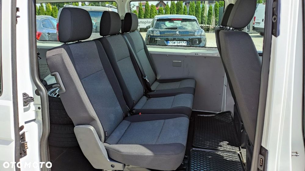 Volkswagen Transporter - 7
