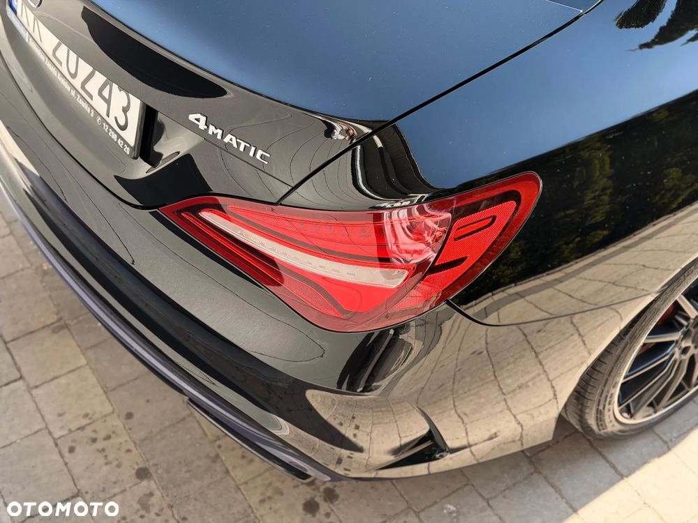 Mercedes-Benz CLA 250 4Matic 7G-DCT AMG Line - 5