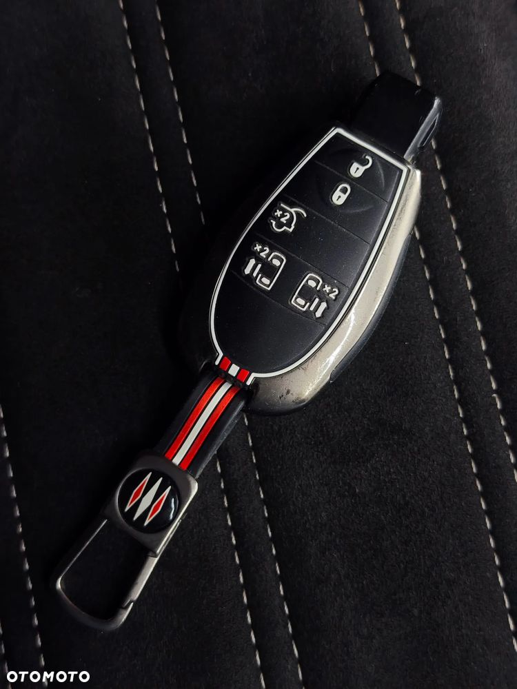 Lancia Voyager 2.8CRD Platinum - 36