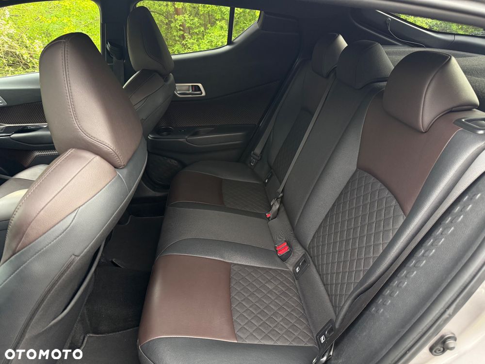 Toyota C-HR 1.8 Hybrid Prestige - 12