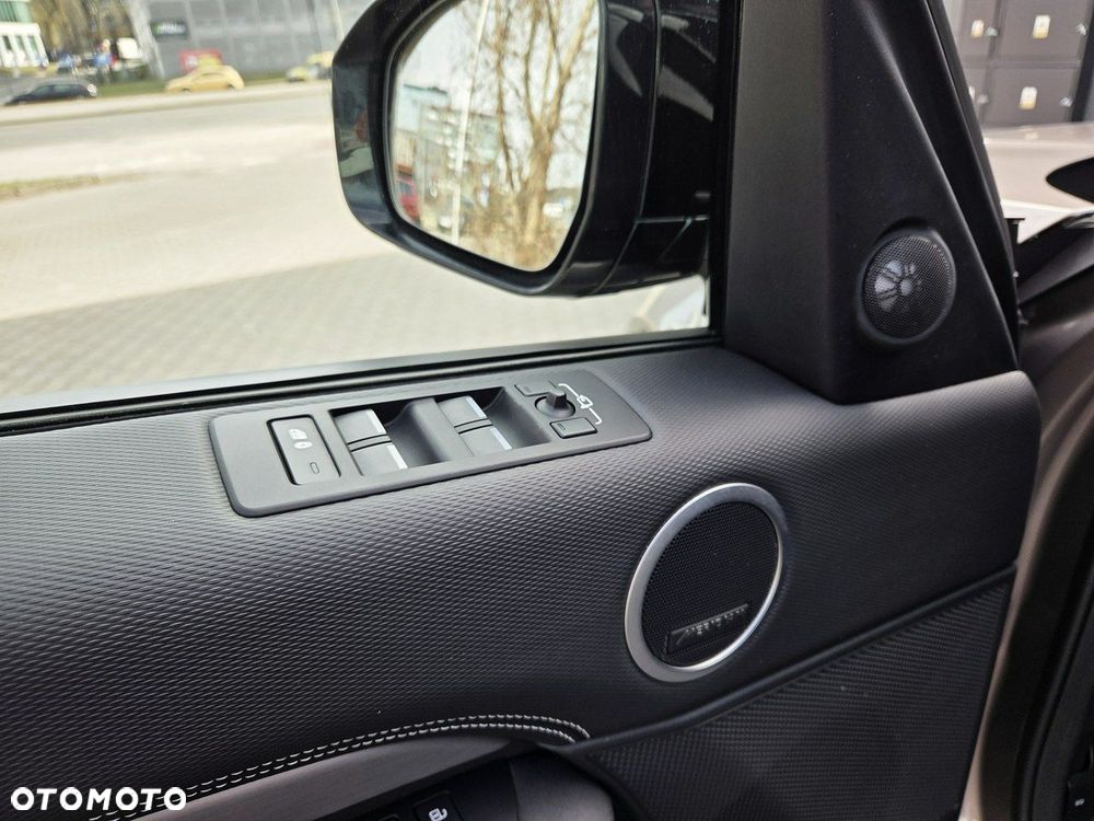 Land Rover Discovery - 16