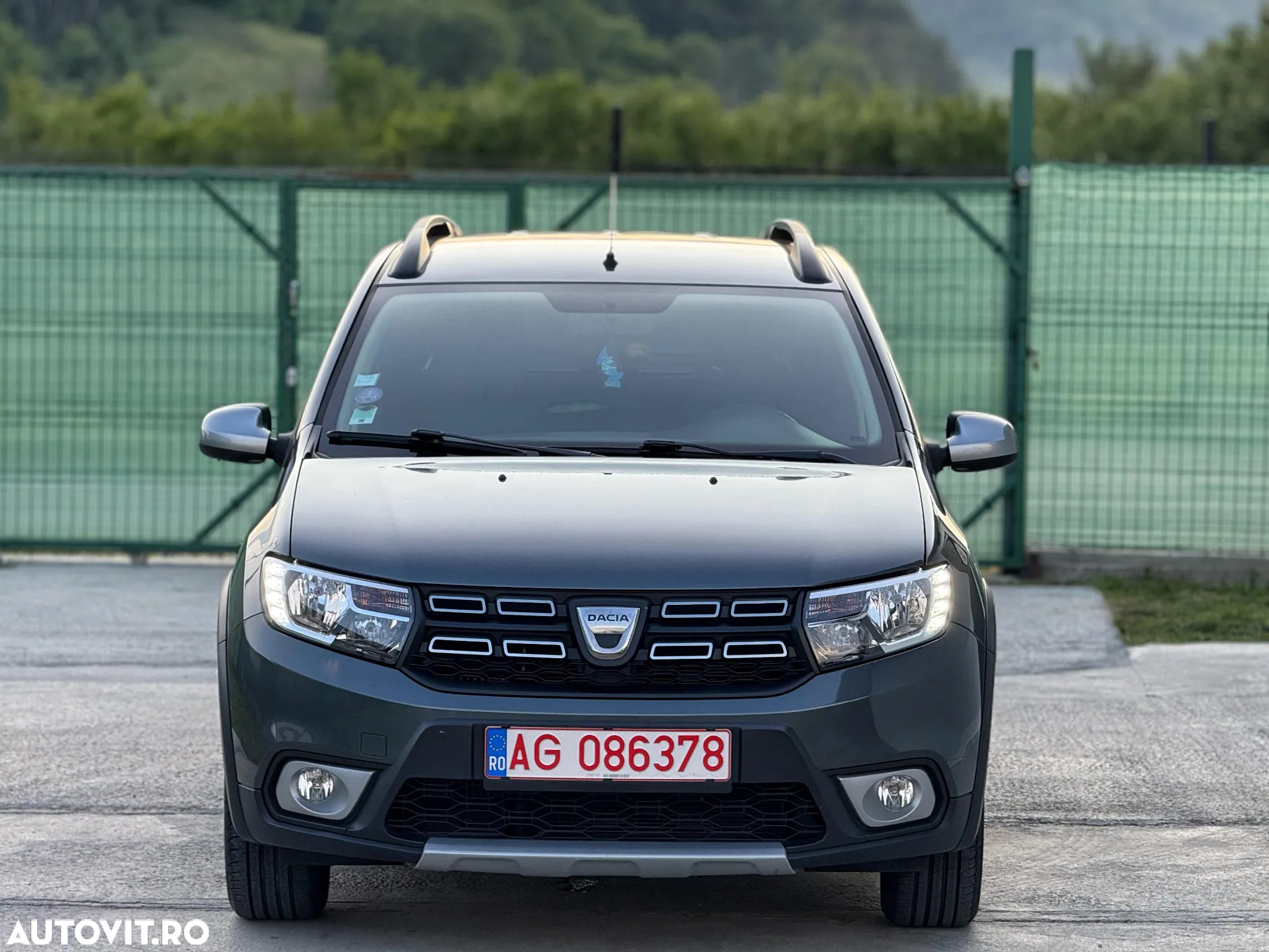 Dacia Logan Stepway MCV 0.9 TCe Prestige - 12