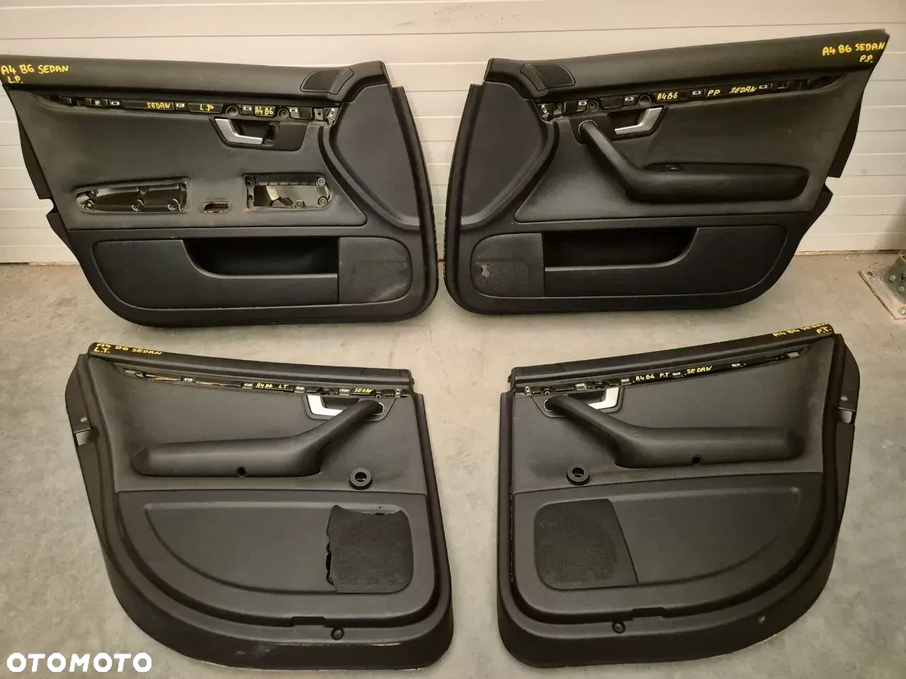 VW AUDI SEAT SKODA BOCZEK DRZWI - 17