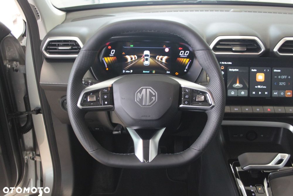 MG ZS Hybrid+ - 31