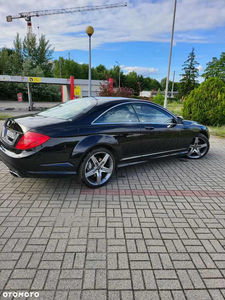 Mercedes-Benz CL 500 4-Matic BlueEff - 12