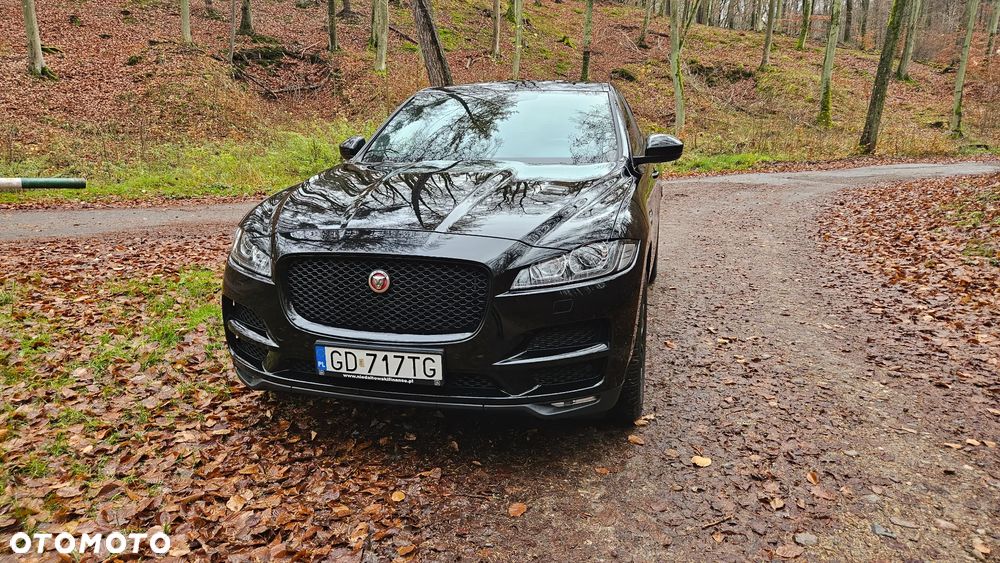 Jaguar F-Pace 2.0 i4D RWD Pure - 3