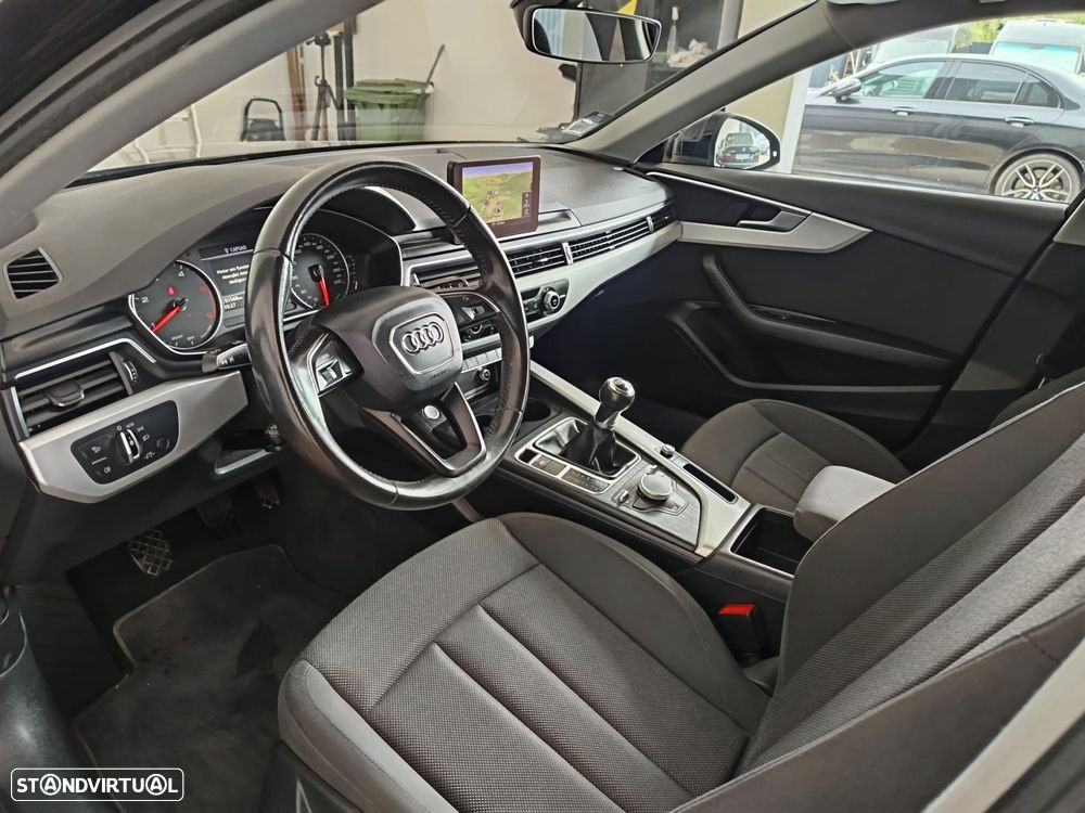 Audi A4 Avant - 56