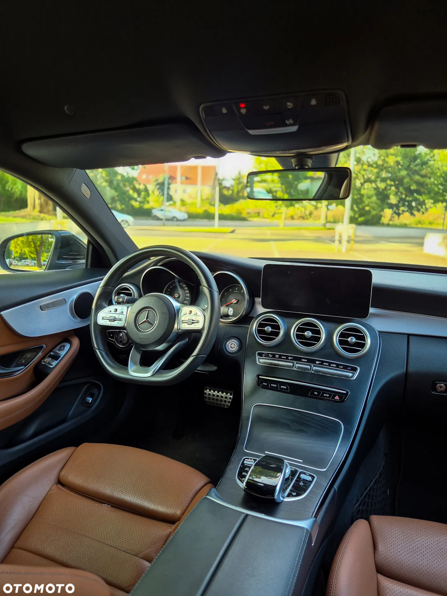 Mercedes-Benz Klasa C 180 Coupe 9G-TRONIC AMG Line - 13
