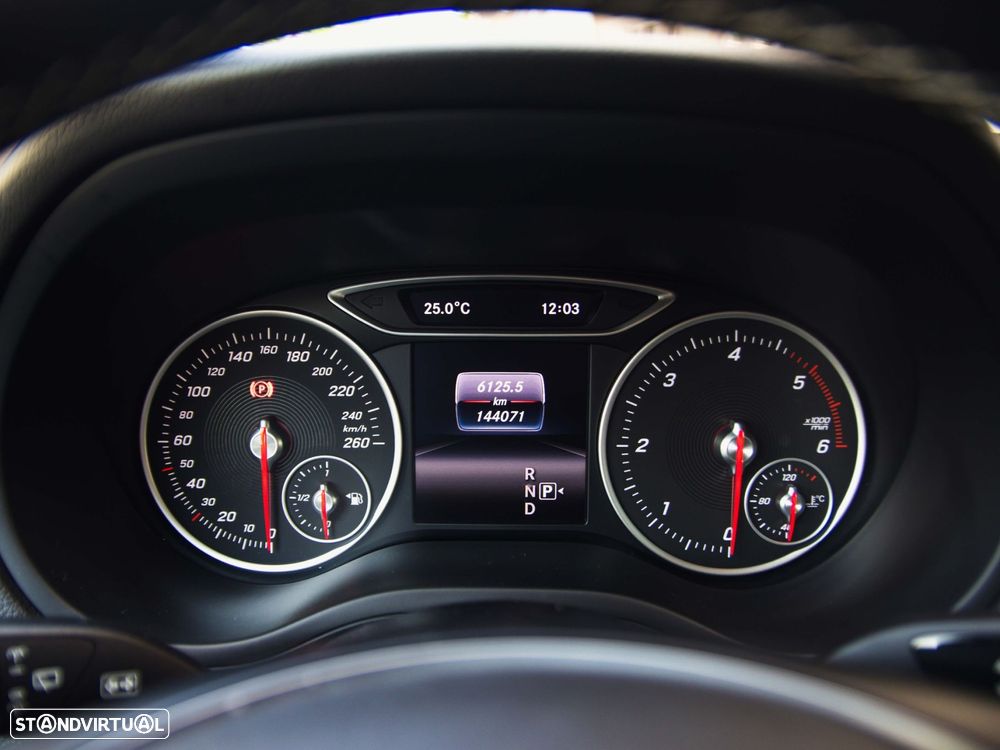 Mercedes-Benz B 180 (CDI) d 7G-DCT Urban - 4