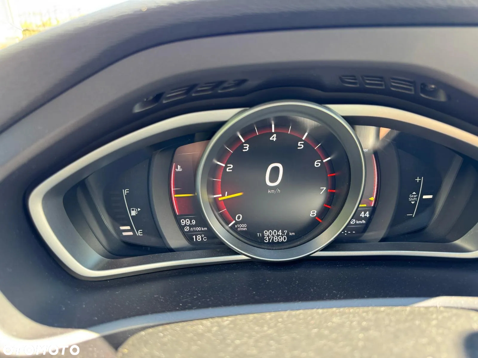 Volvo V40 T3 Drive-E Kinetic - 37