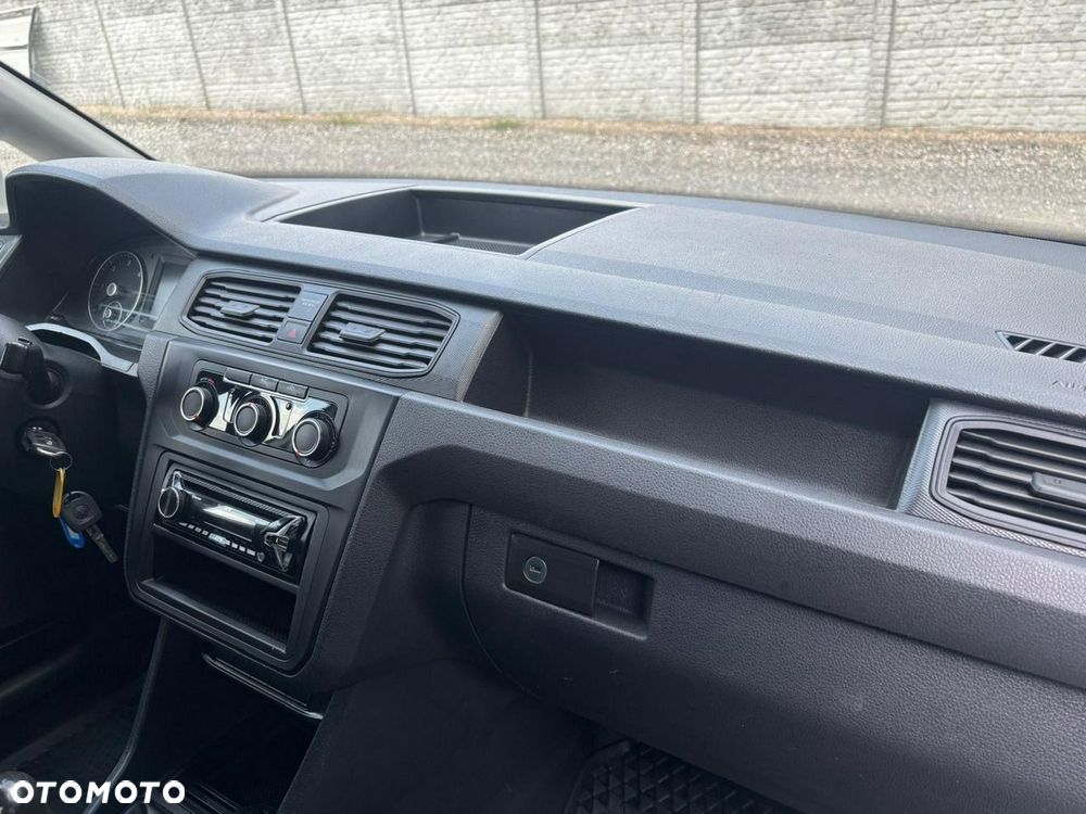 Volkswagen Caddy - 13
