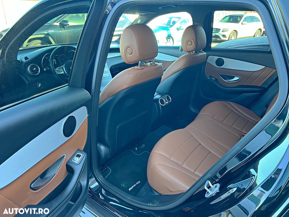 Mercedes-Benz GLC 300 e 4Matic 9G-TRONIC Edition AMG Line - 9