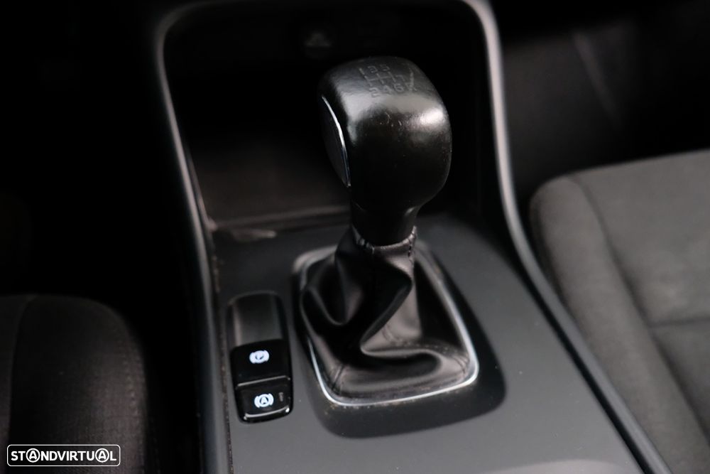 Volvo XC 40 1.5 T2 Essential - 18