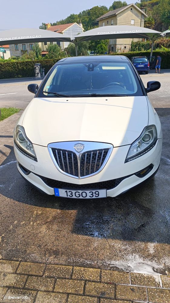 Lancia Delta 1.6 M-Jet Oro - 1