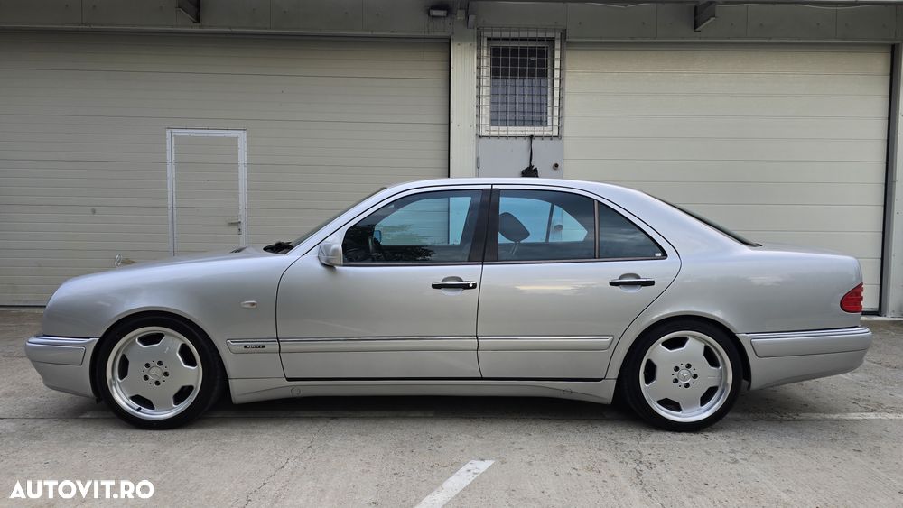 Mercedes-Benz E 55 AMG Aut Avantgarde - 2