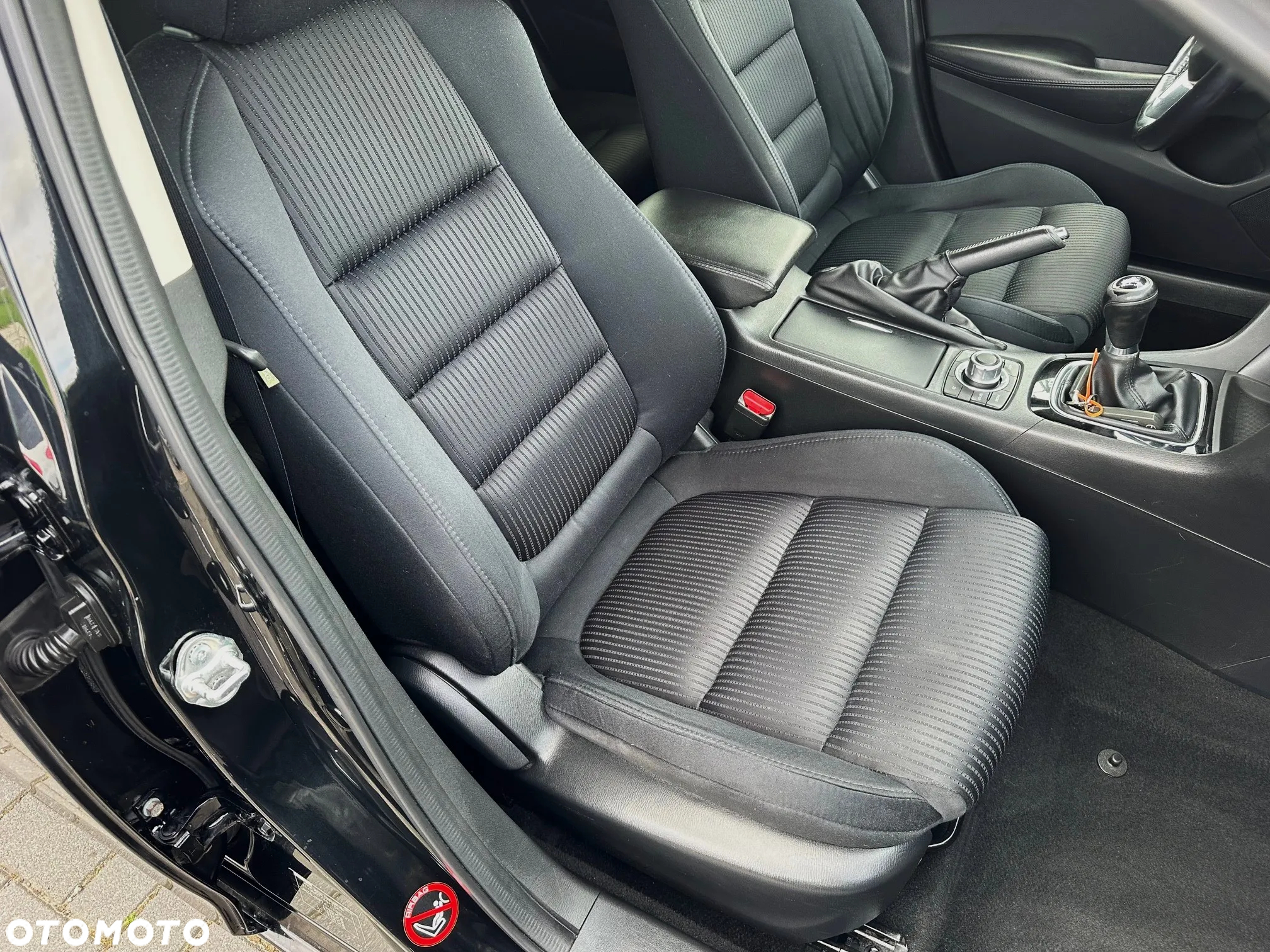 Mazda 3 SKYACTIV-G 165 Center-Line - 10