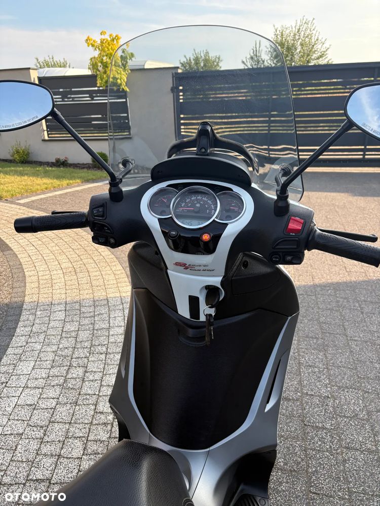 Piaggio Beverly - 18