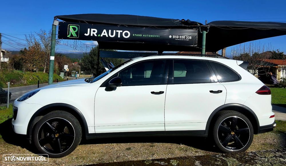 Porsche Cayenne Diesel Tiptronic S - 3