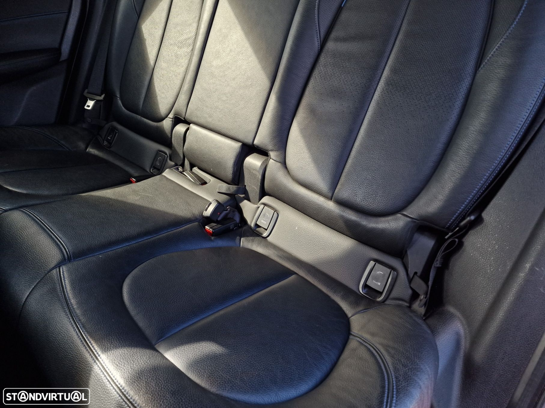 BMW 225xe Active Tourer Pack M - 18