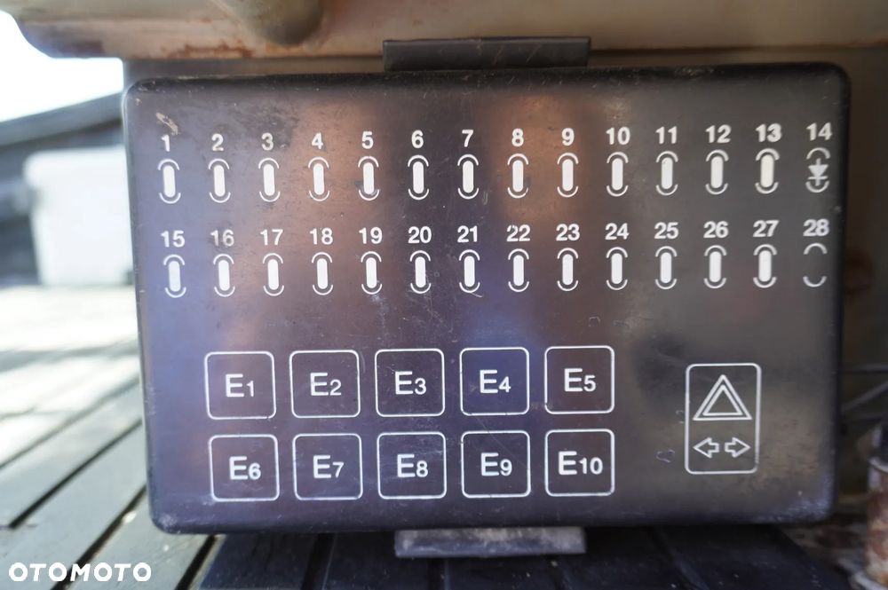 Sennebogen 630 Dźwig terenowo-szosowy / Zasięg 30 m / Udźwig 30 t / 4 szt - 29
