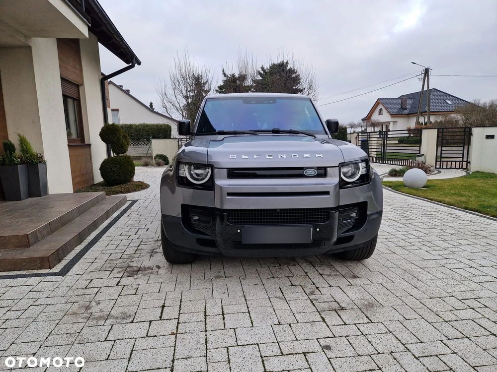 Land Rover Defender 2.0 D240 S - 2