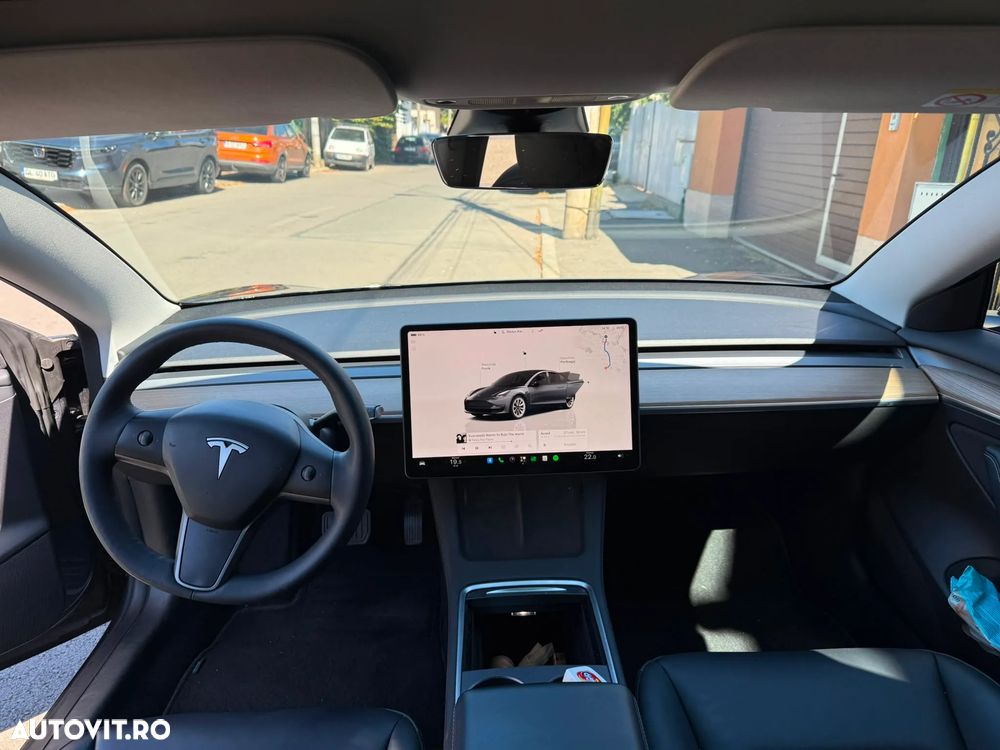 Tesla Model 3 Long Range RWD Premium - 3
