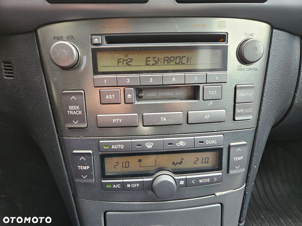Toyota Avensis 2.2 D-4D Sol Plus - 12