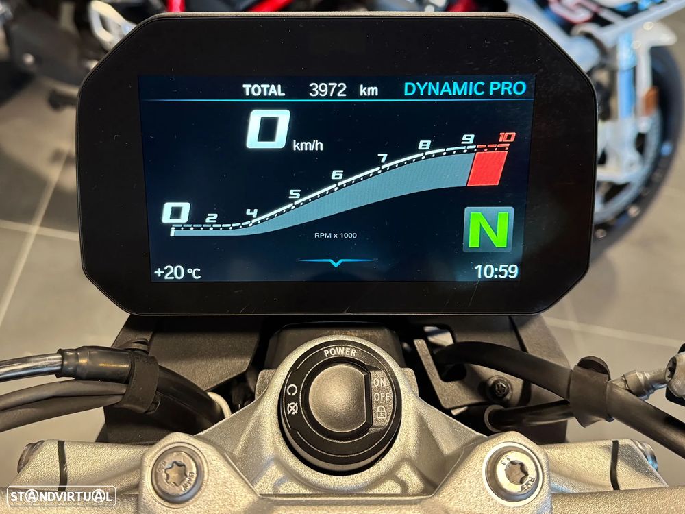 BMW F 900 R - 4