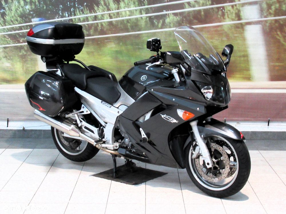 Yamaha FJR - 3