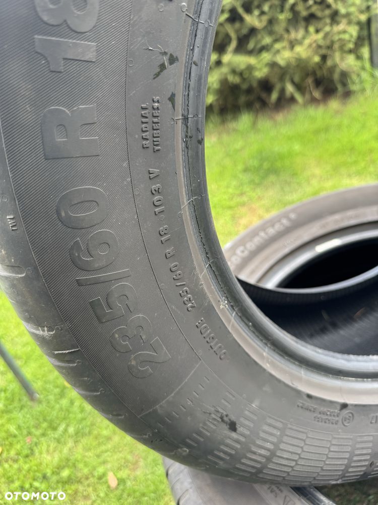 Dwie opony letnie 235/60/18 CONTINENTAL Demo F-Vat - 4