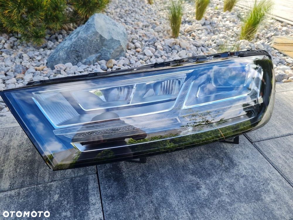 AUDI Q7 SQ7 4M 4M0 Lampy przód Full Led Dynamic 4M0941033 4M0941034 - 4
